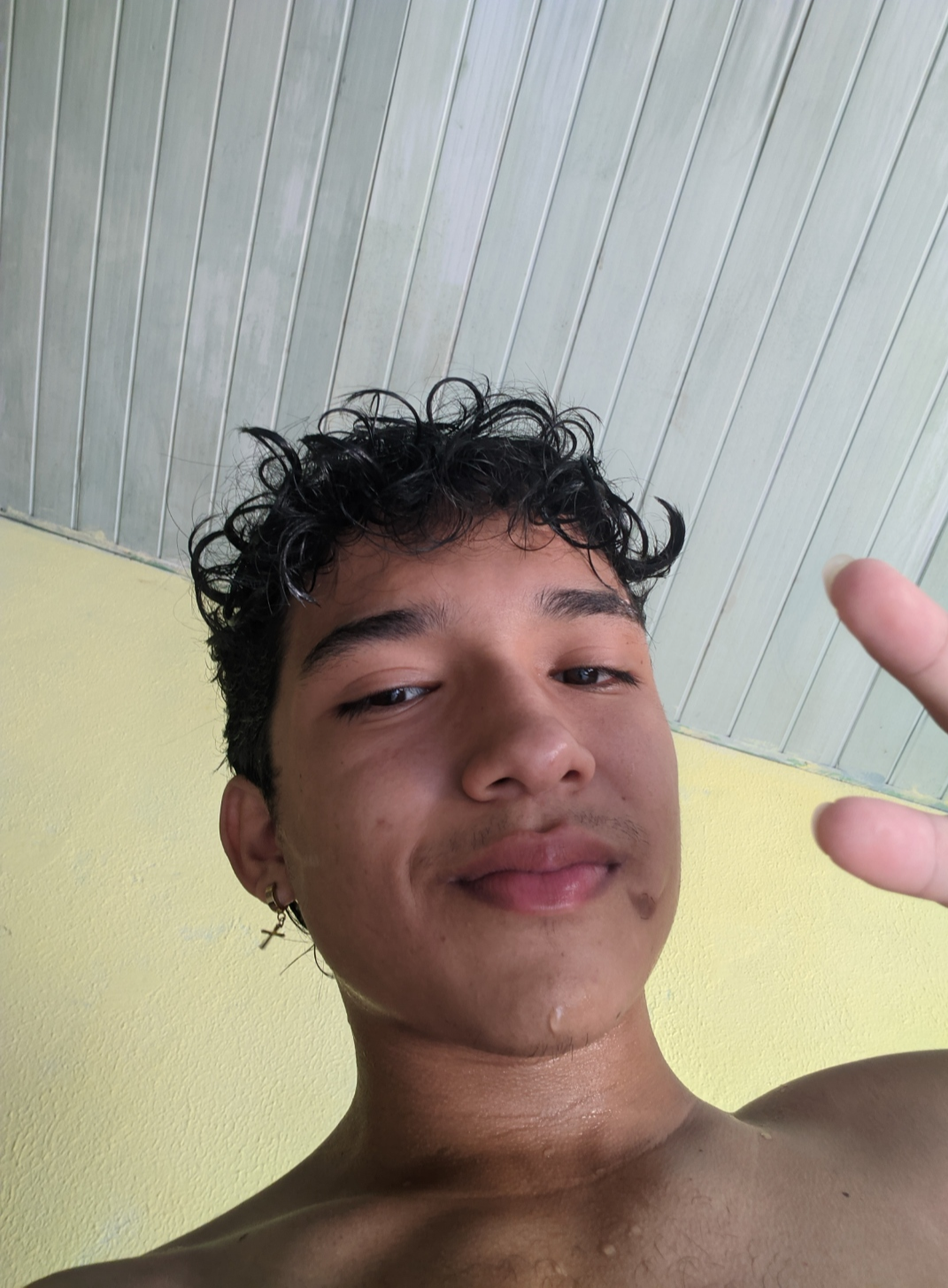 Alleee77