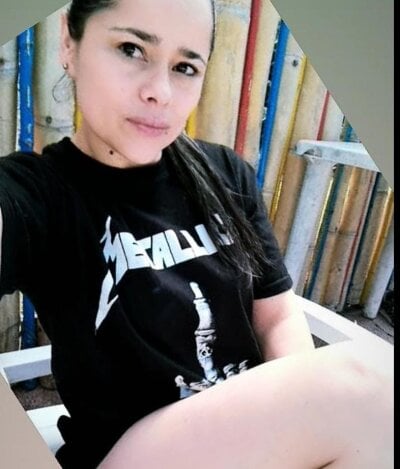 marina-gold- from stripchat