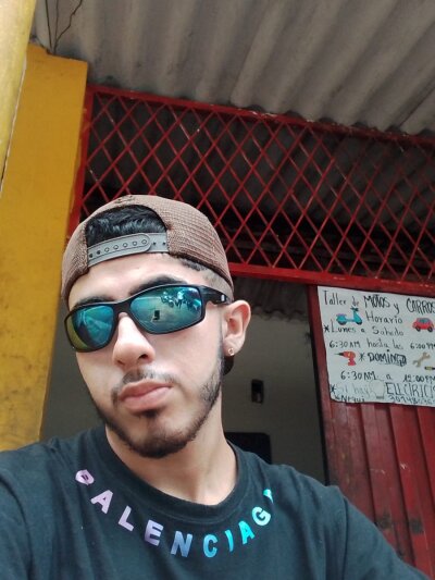omar_hard from stripchat