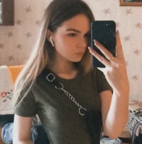 Liza_Reba's Offline Chat Room