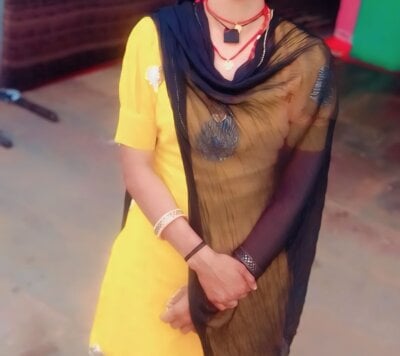 Kiran_hotx