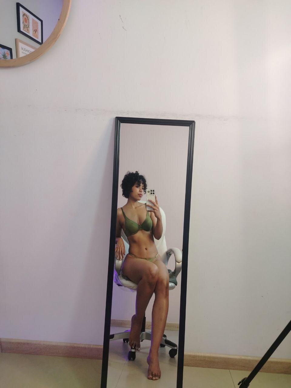 XXX Porn Photo of Nude Sarah_Savagee 3