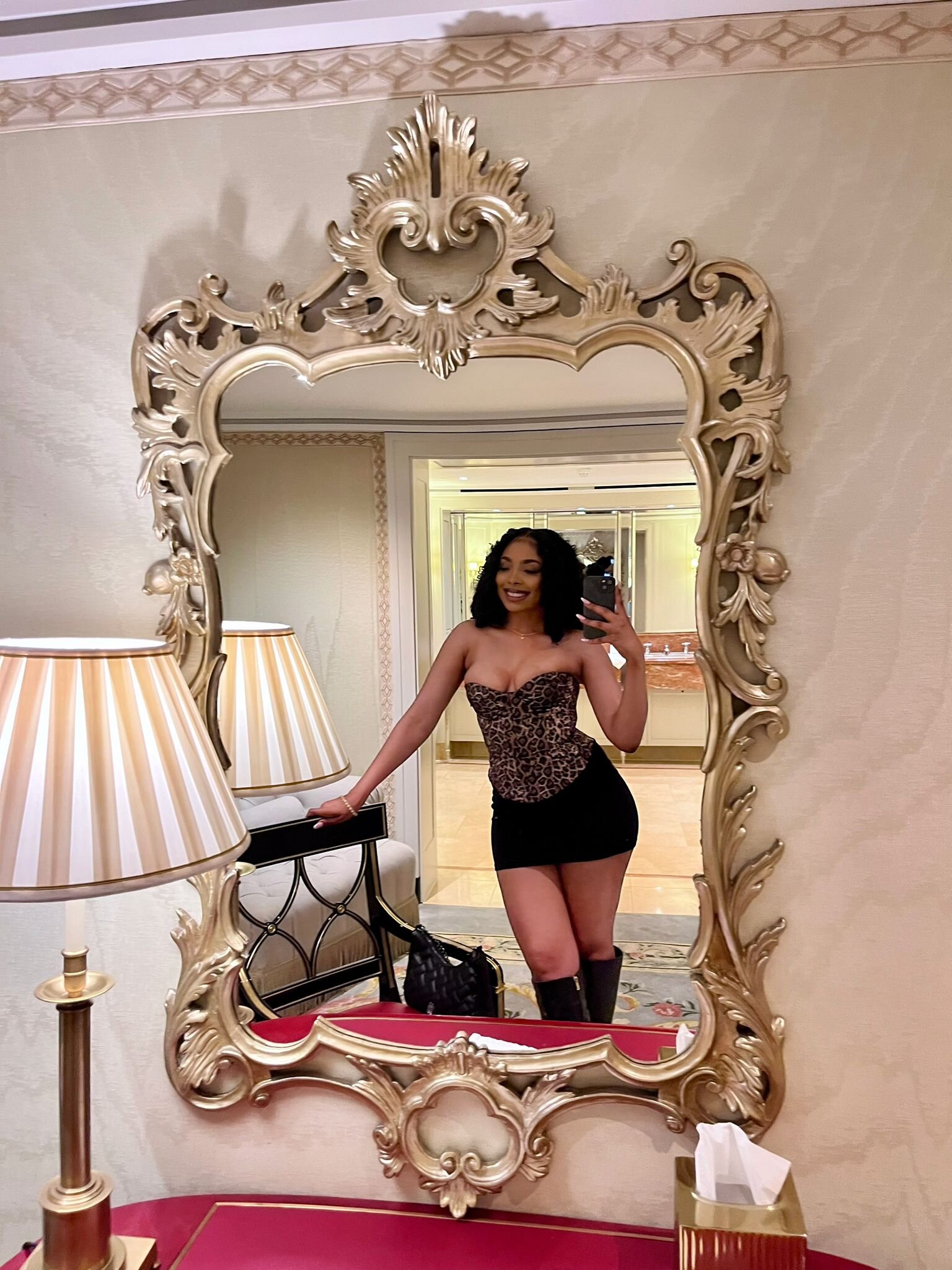 XXX Porn Photo of Nude DivinnaMae 9