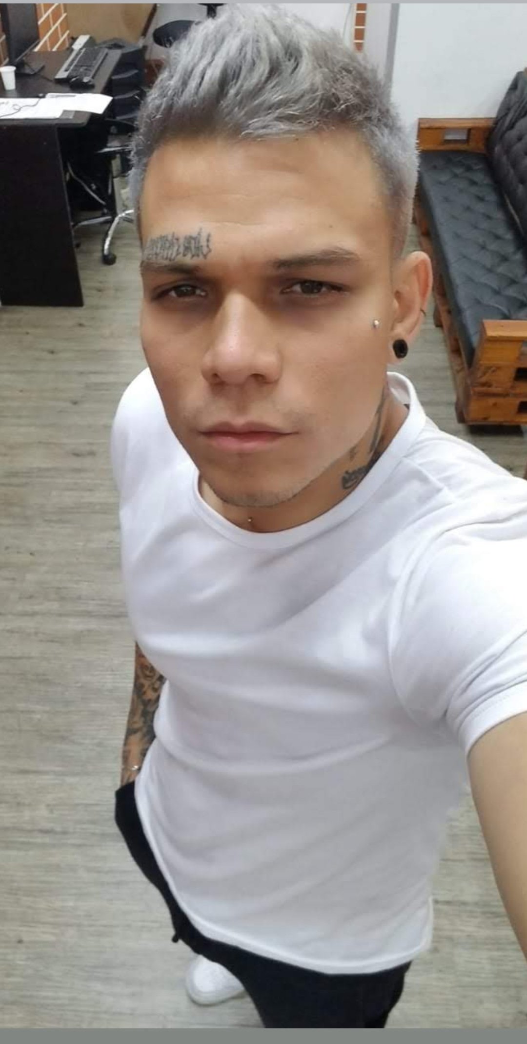XXX Porn Photo of Nude Tiodorovenoso 3