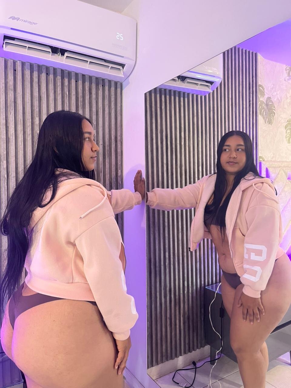 XXX Porn Photo of Nude Alanna-Brooke 9