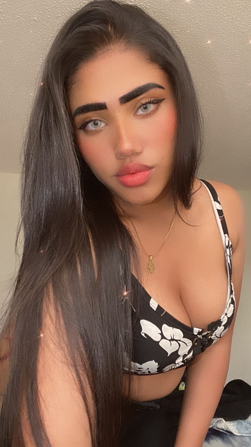 XXX Porn Photo of Nude Mia_bm_ 3