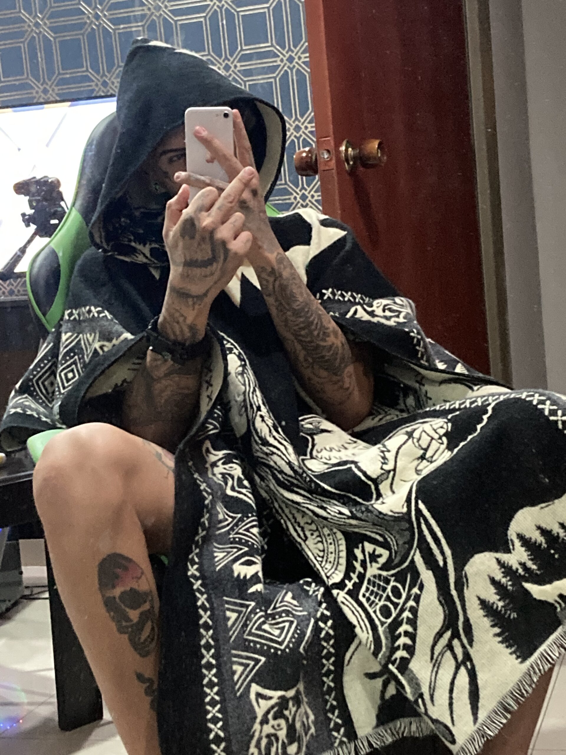 XXX Porn Photo of Nude jamesinked_ 4