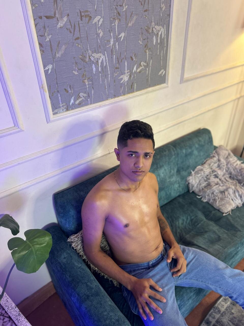 XXX Porn Photo of Nude AaronScott 3