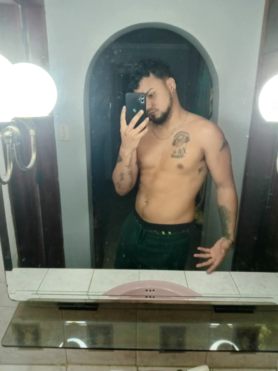 XXX Porn Photo of Nude handsome_boys22 4