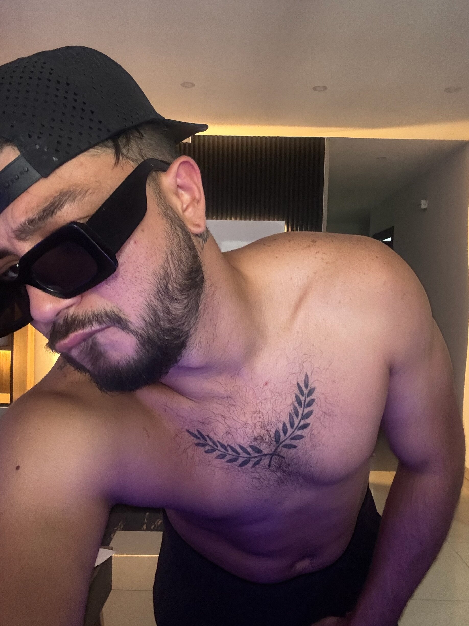 XXX Porn Photo of Nude _tony8 22