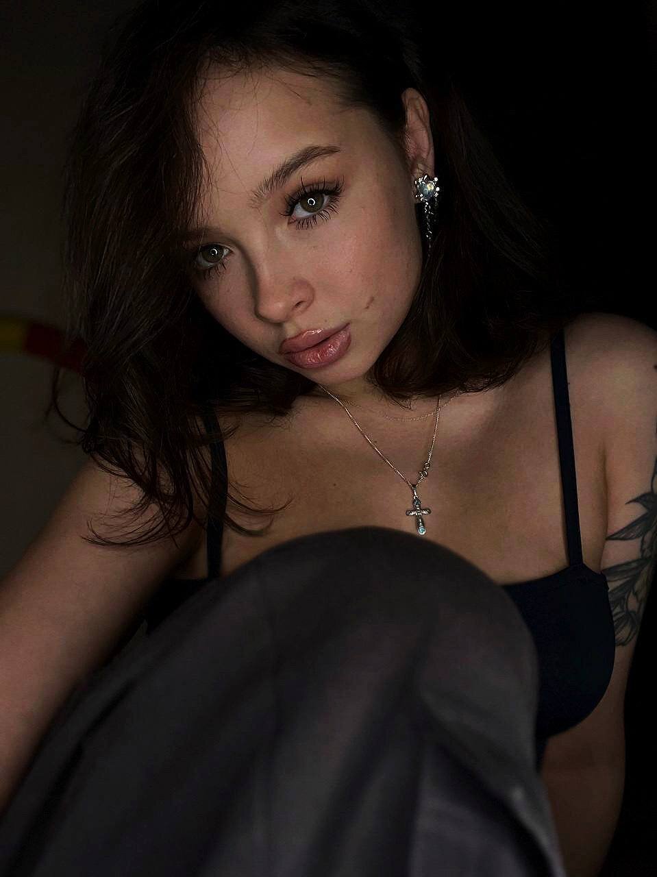 XXX Porn Photo of Nude SweetBlur 1