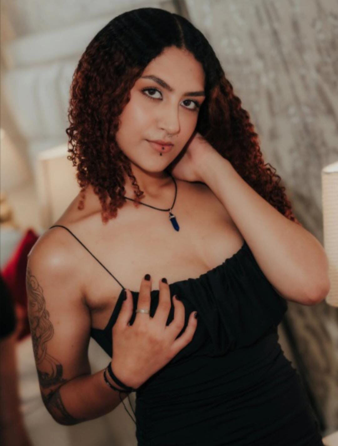 XXX Porn Photo of Nude EllaEvanz 4