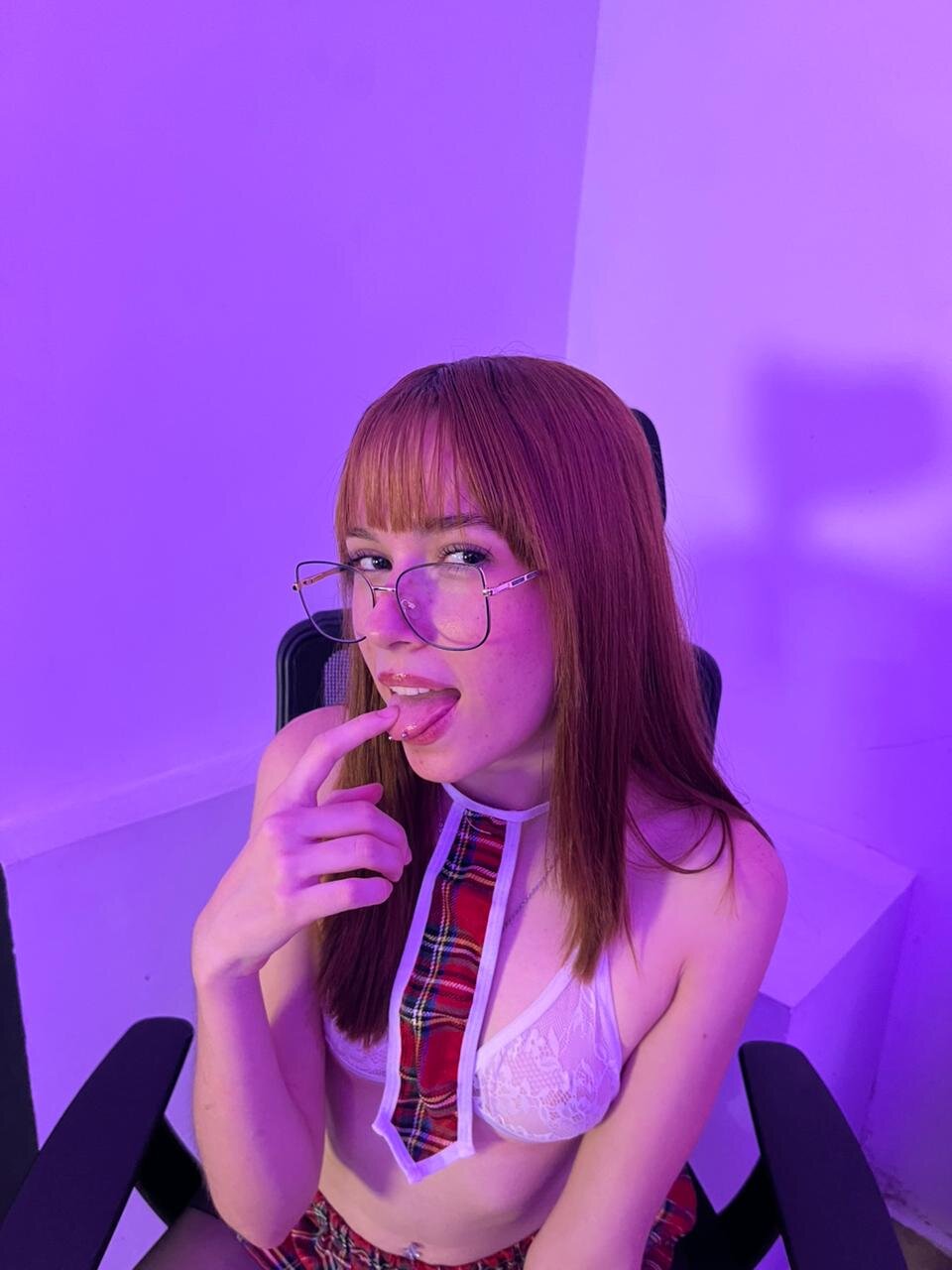XXX Porn Photo of Nude Alaskaflowers___ 3