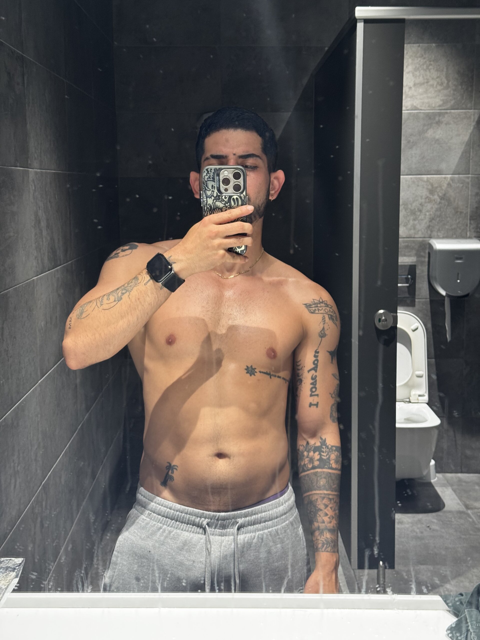 XXX Porn Photo of Nude Chicos_defiesta 22