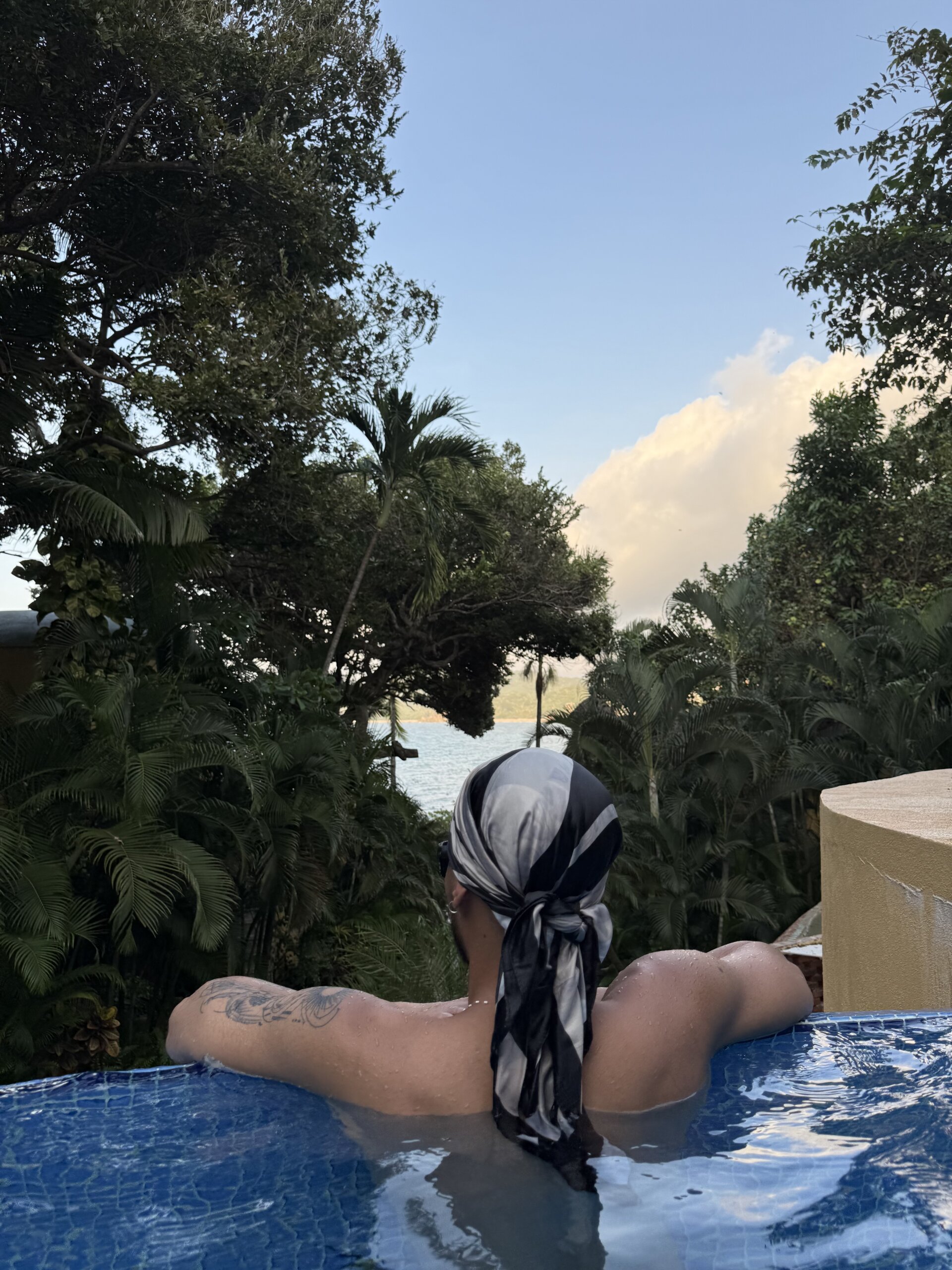 XXX Porn Photo of Nude Stefan_big_cock 1
