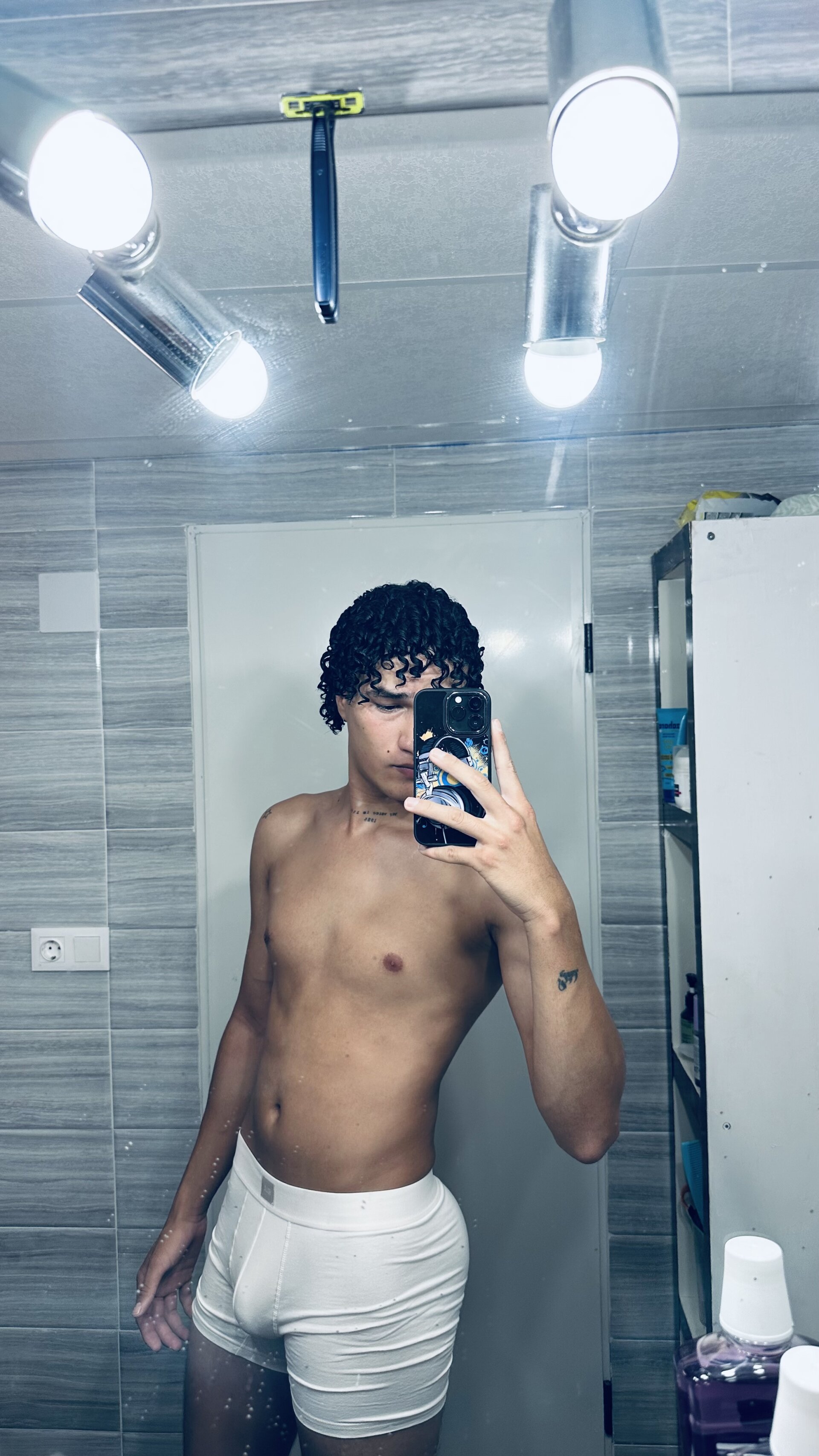XXX Porn Photo of Nude tive_n 5