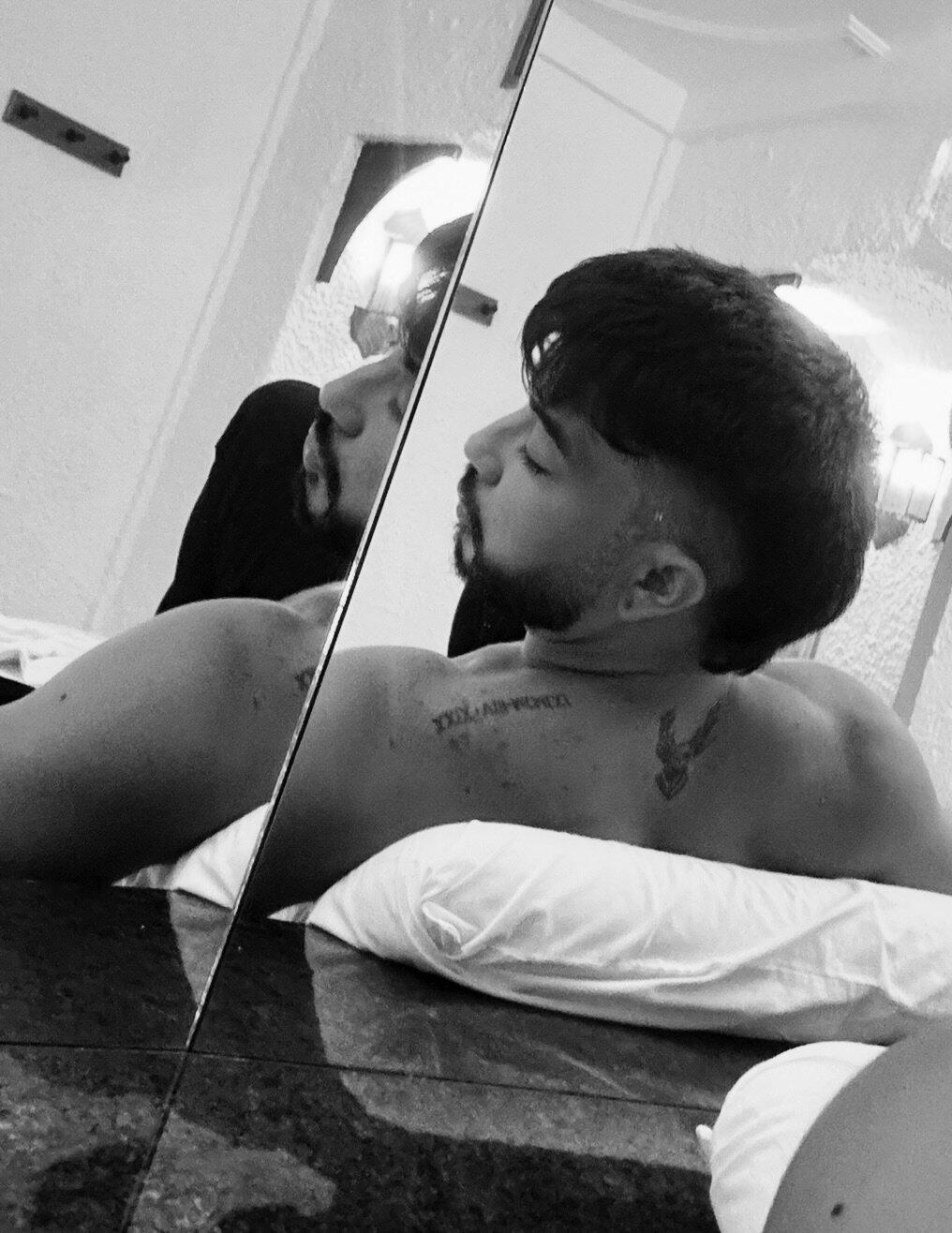 XXX Porn Photo of Nude _tony8 44