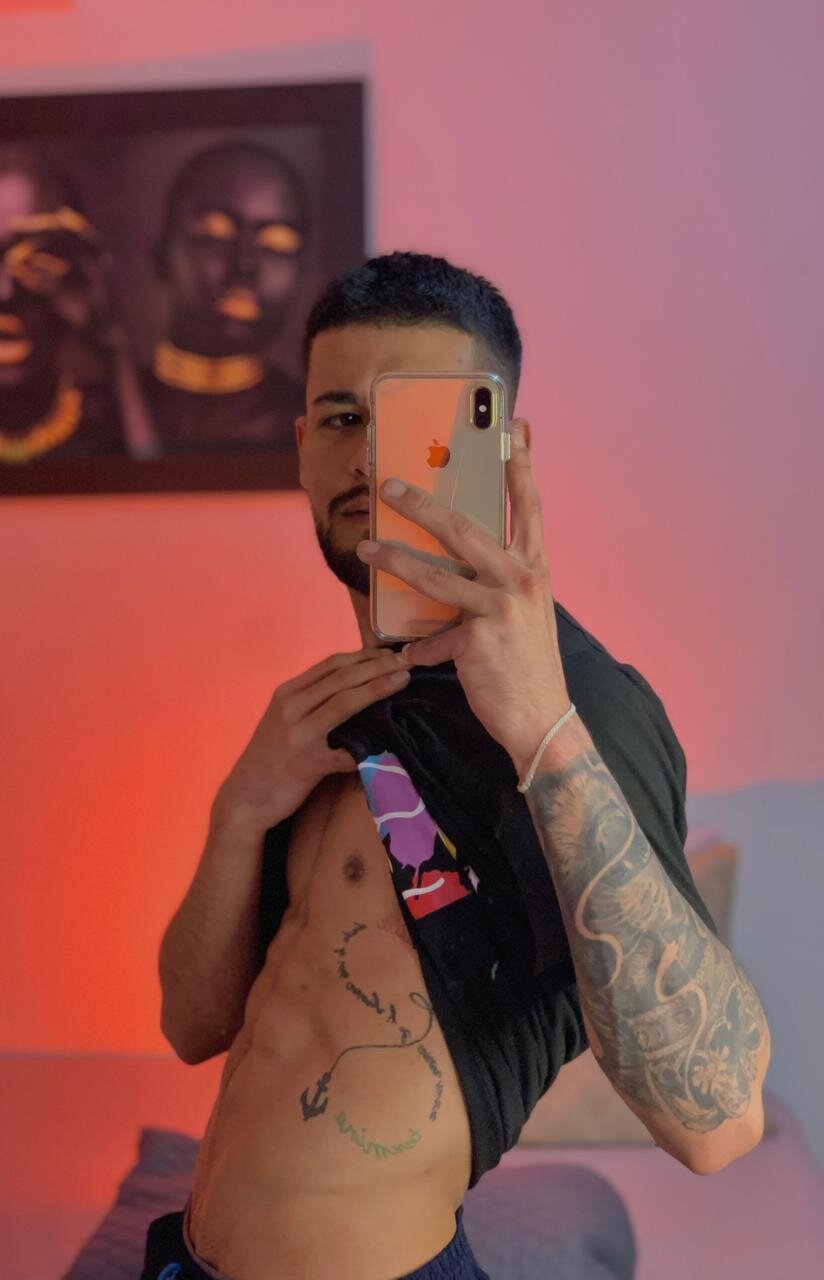 XXX Porn Photo of Nude evil_boys_77 8