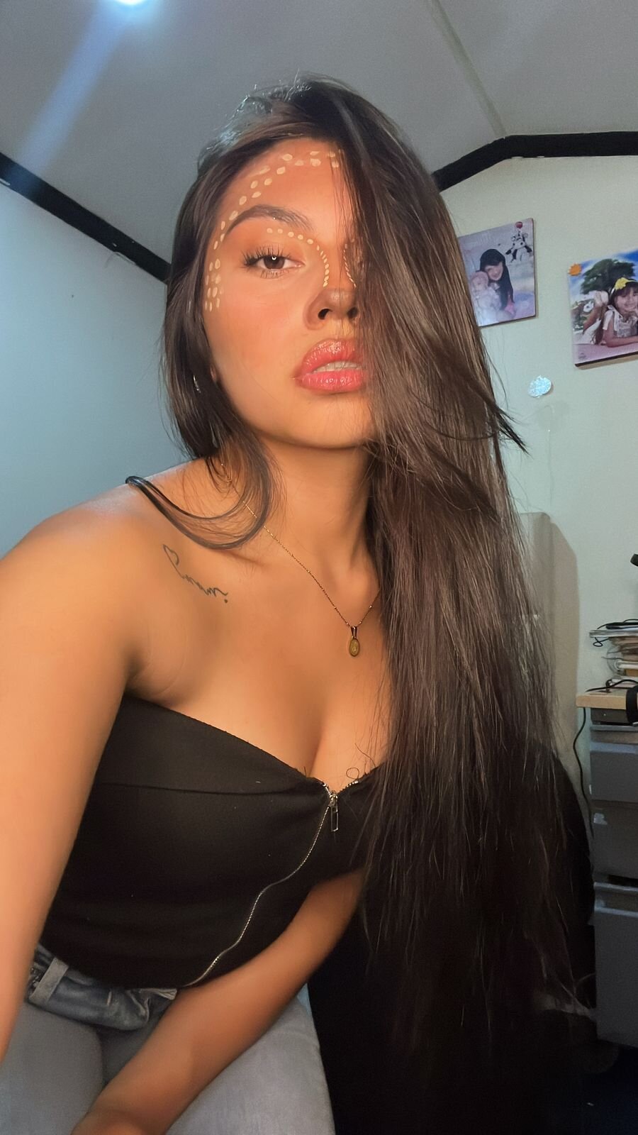 XXX Porn Photo of Nude Miia__collins 6