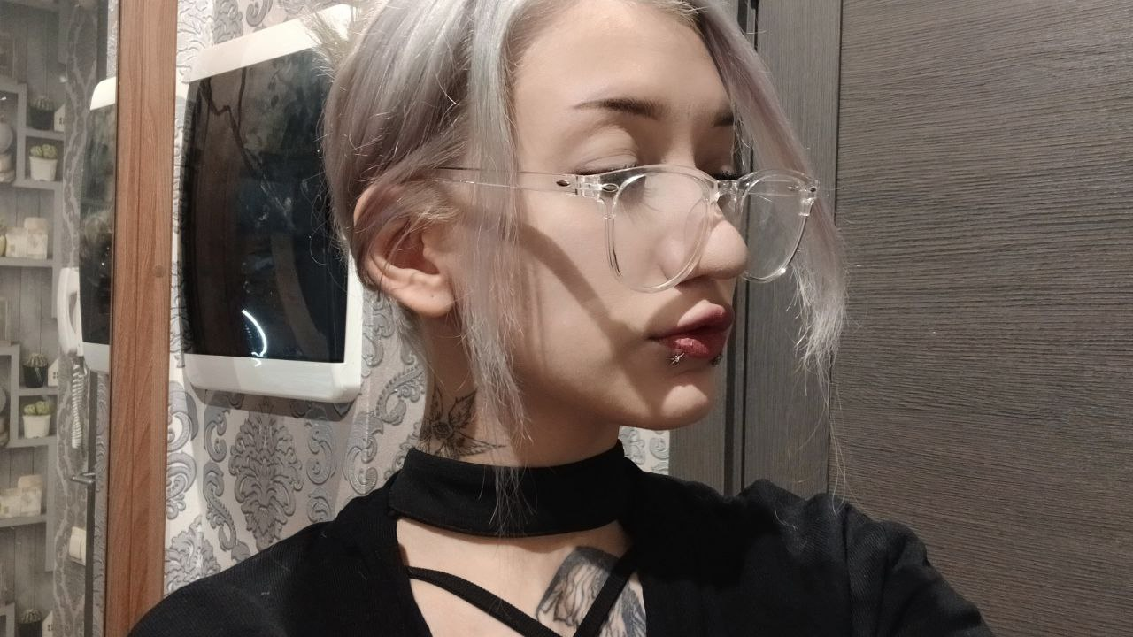 XXX Porn Photo of Nude _cute_Erika_ 3