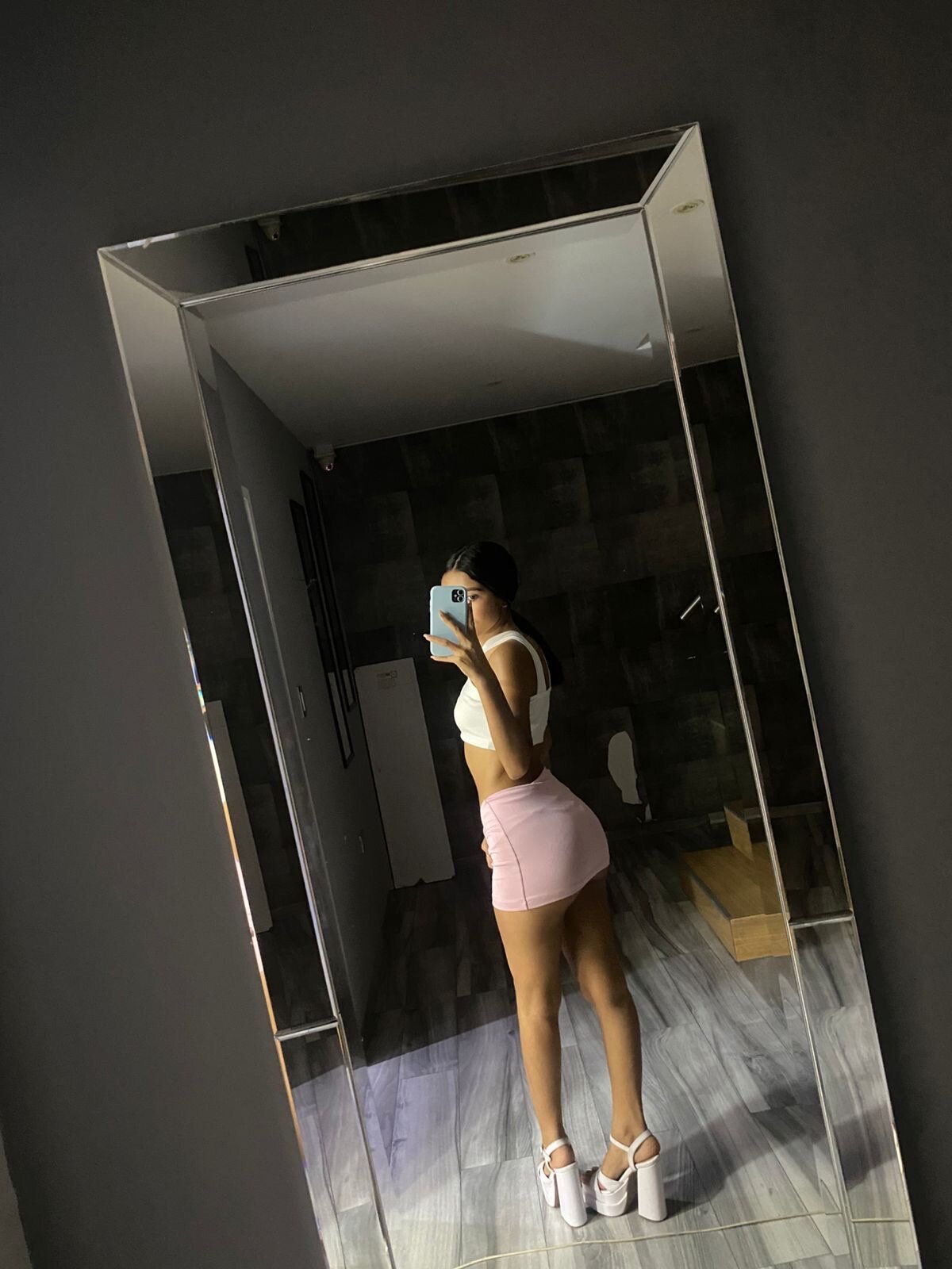 XXX Porn Photo of Nude Onlyy_girlss 2