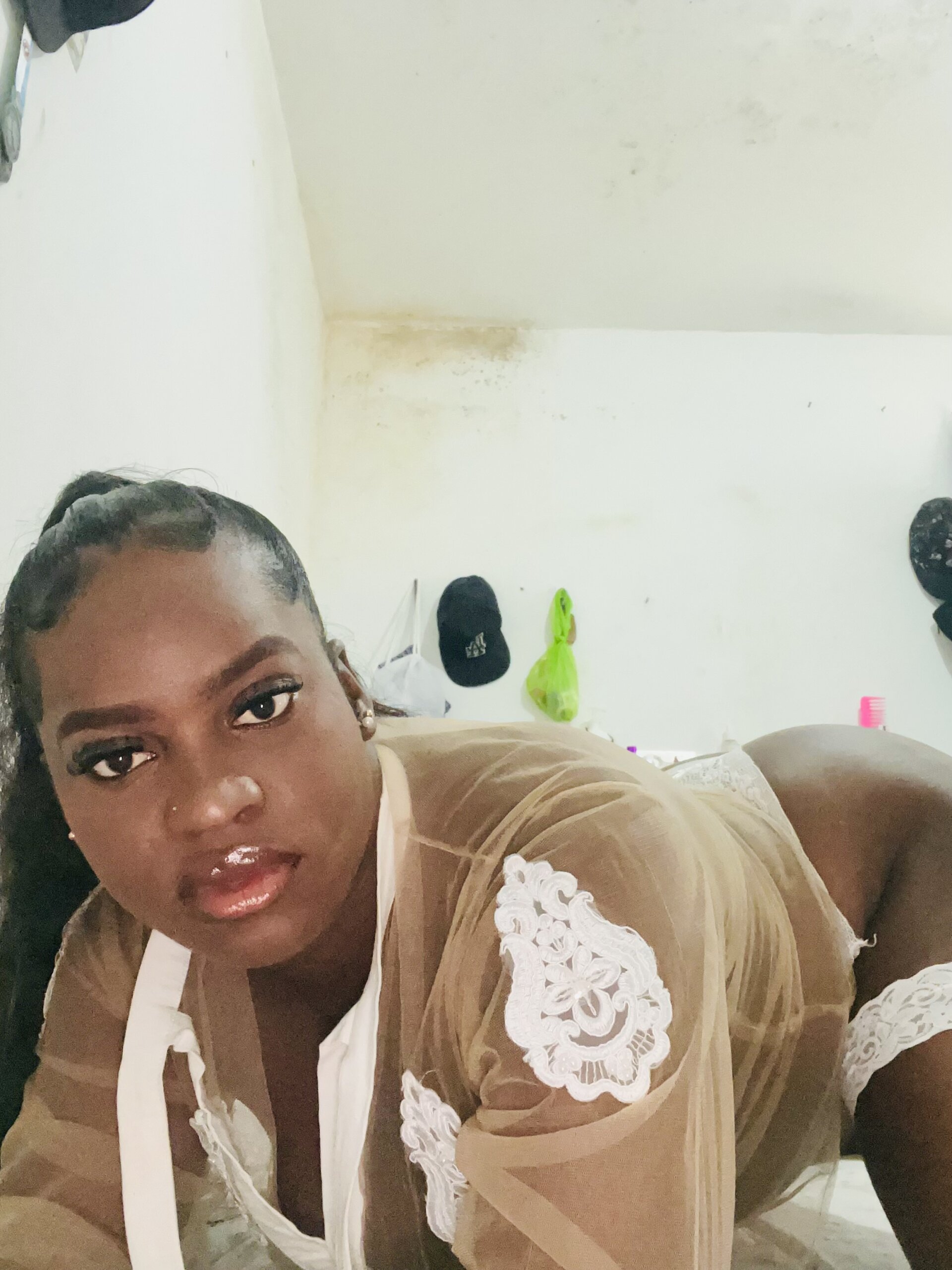 XXX Porn Photo of Nude Guianna27 10