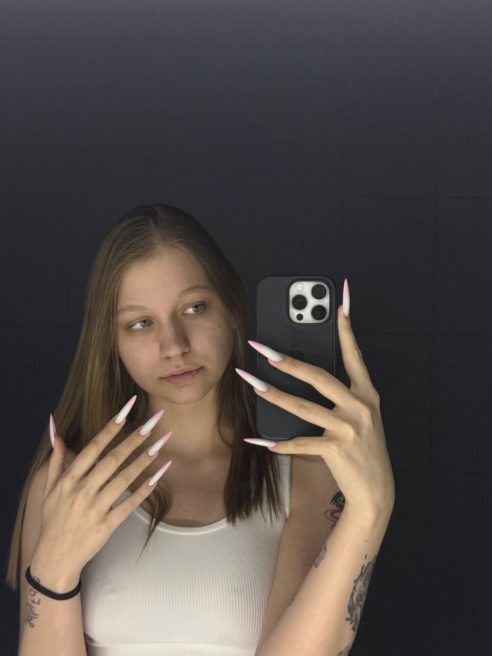 XXX Porn Photo of Nude HollyGibson 8