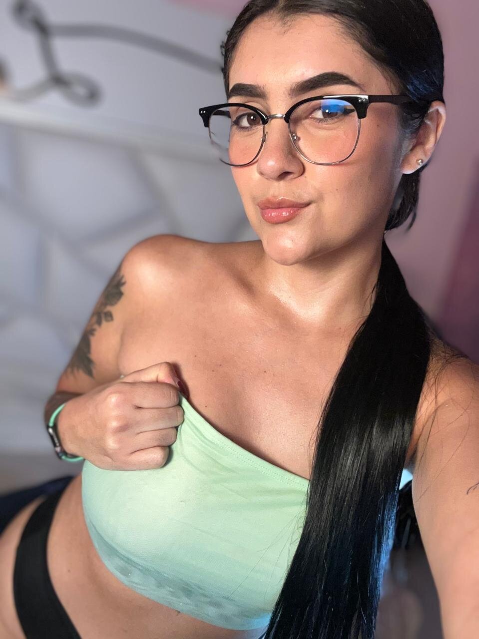 XXX Porn Photo of Nude Carla_Bonnet 10
