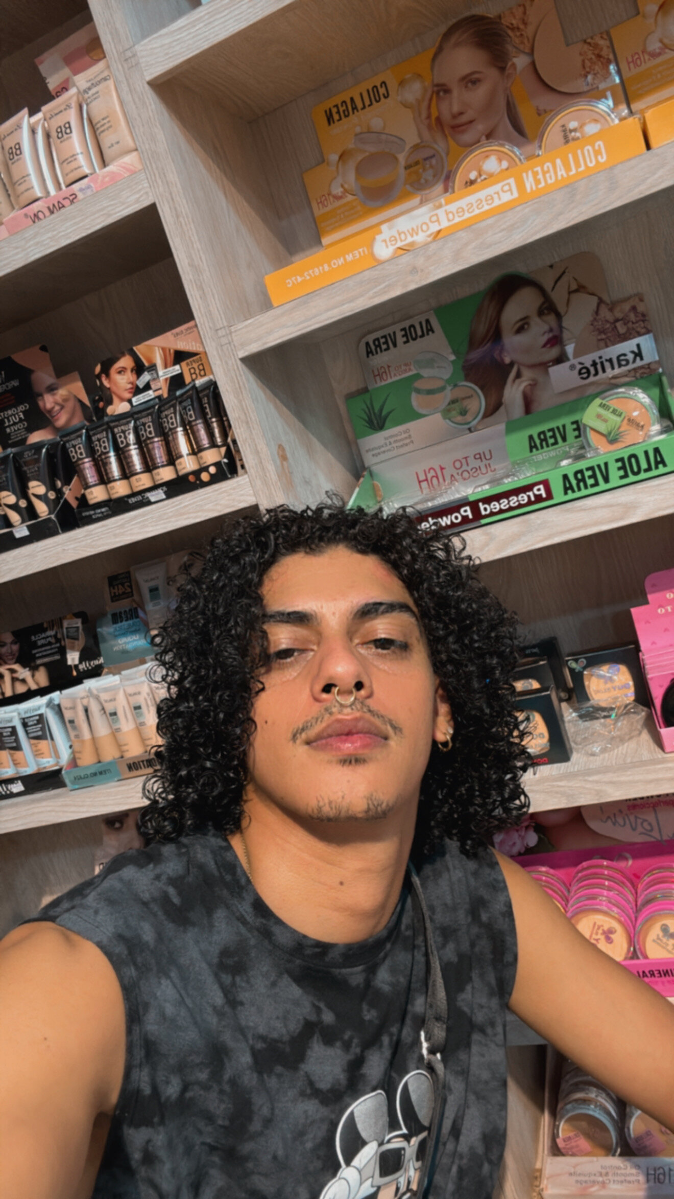 XXX Porn Photo of Nude Straight_with_curls 15