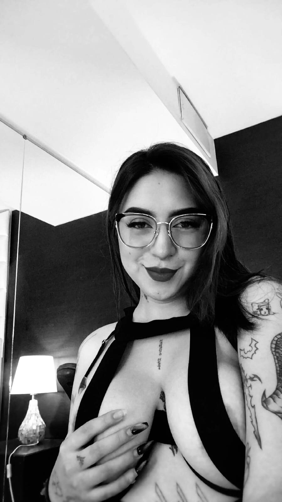 XXX Porn Photo of Nude AnnikaMerliahh_ 17