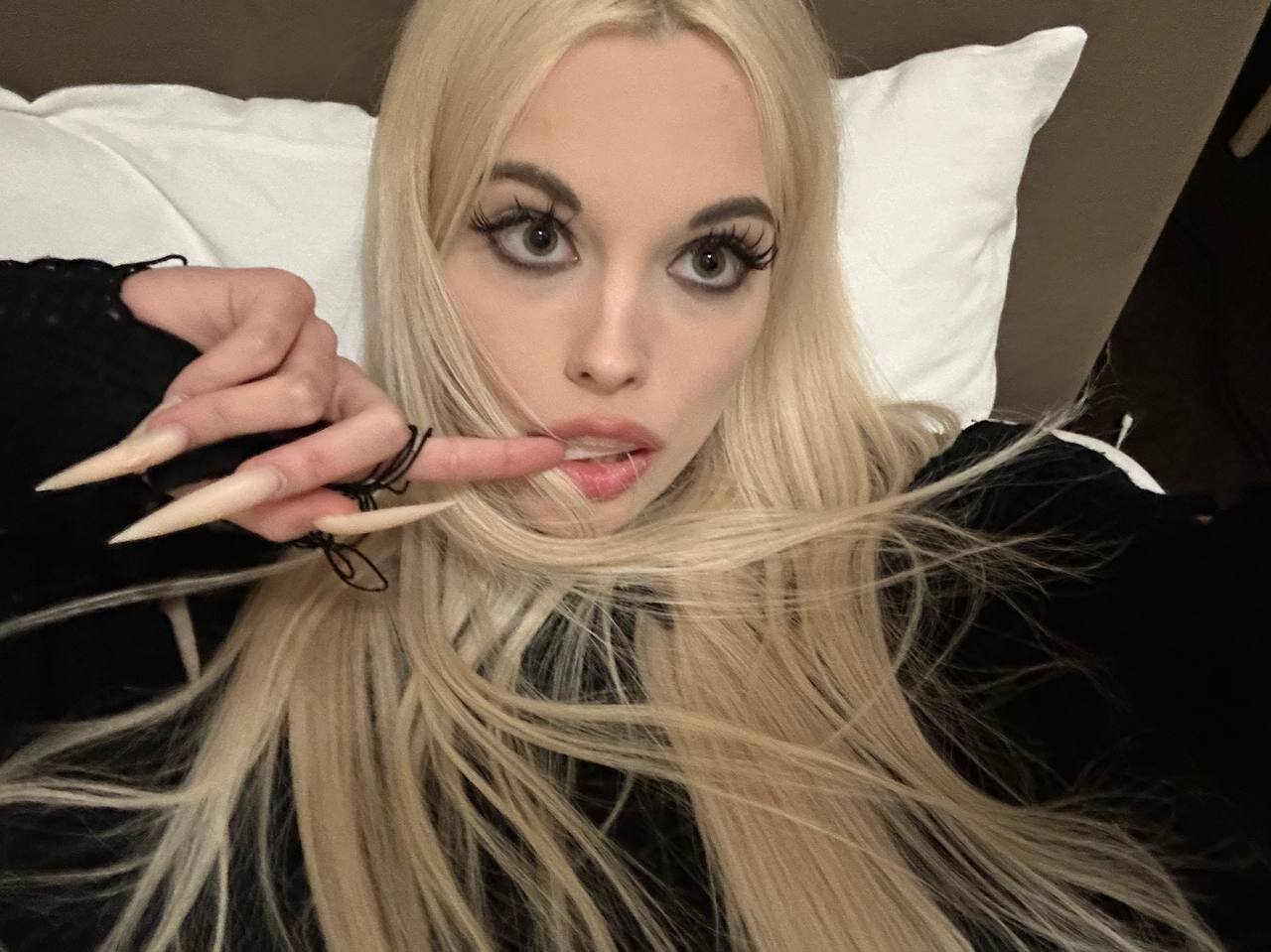 XXX Porn Photo of Nude CallMeMargo 7