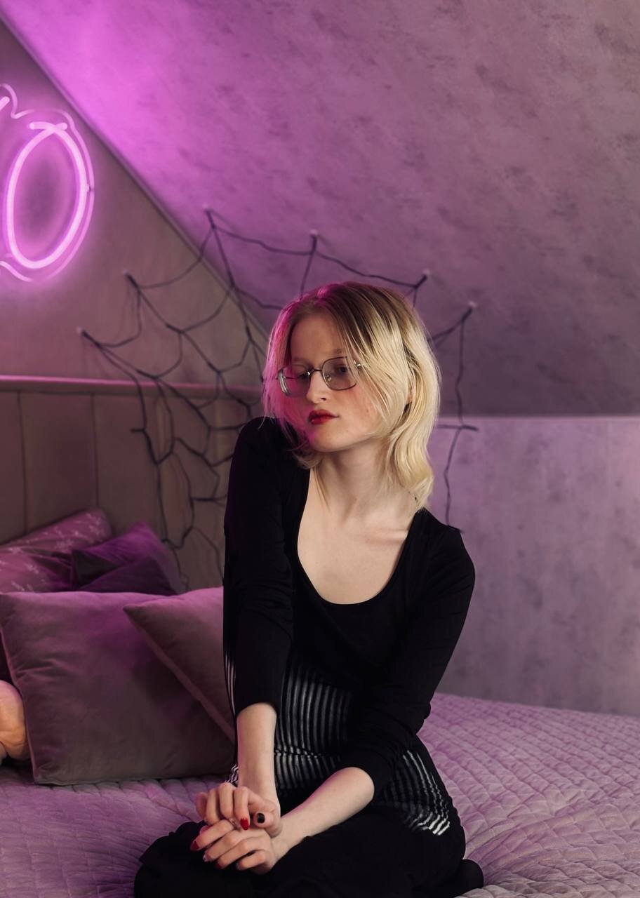 XXX Porn Photo of Nude ElizabethHarpper 40