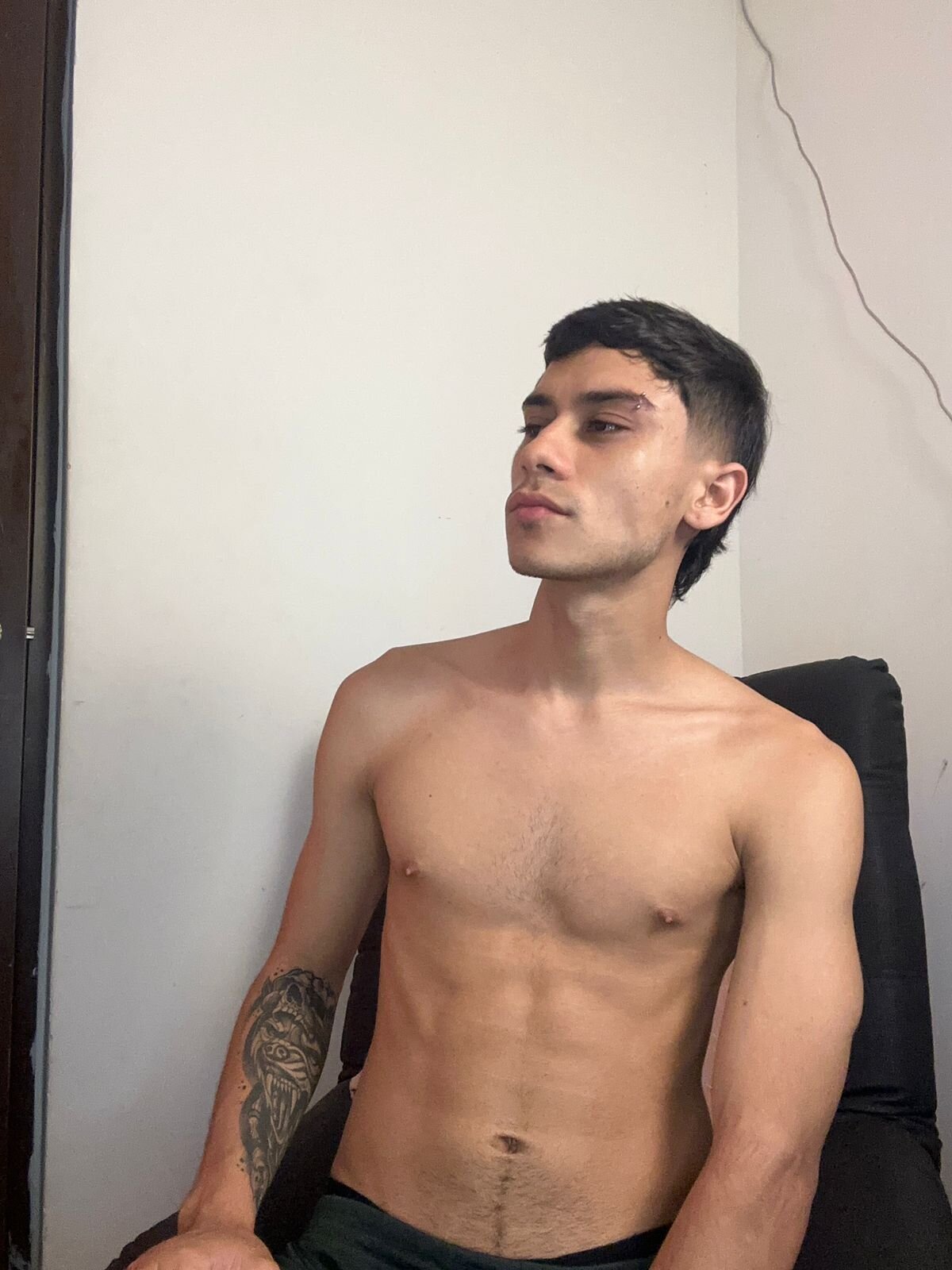 XXX Porn Photo of Nude axel_davis_ 4