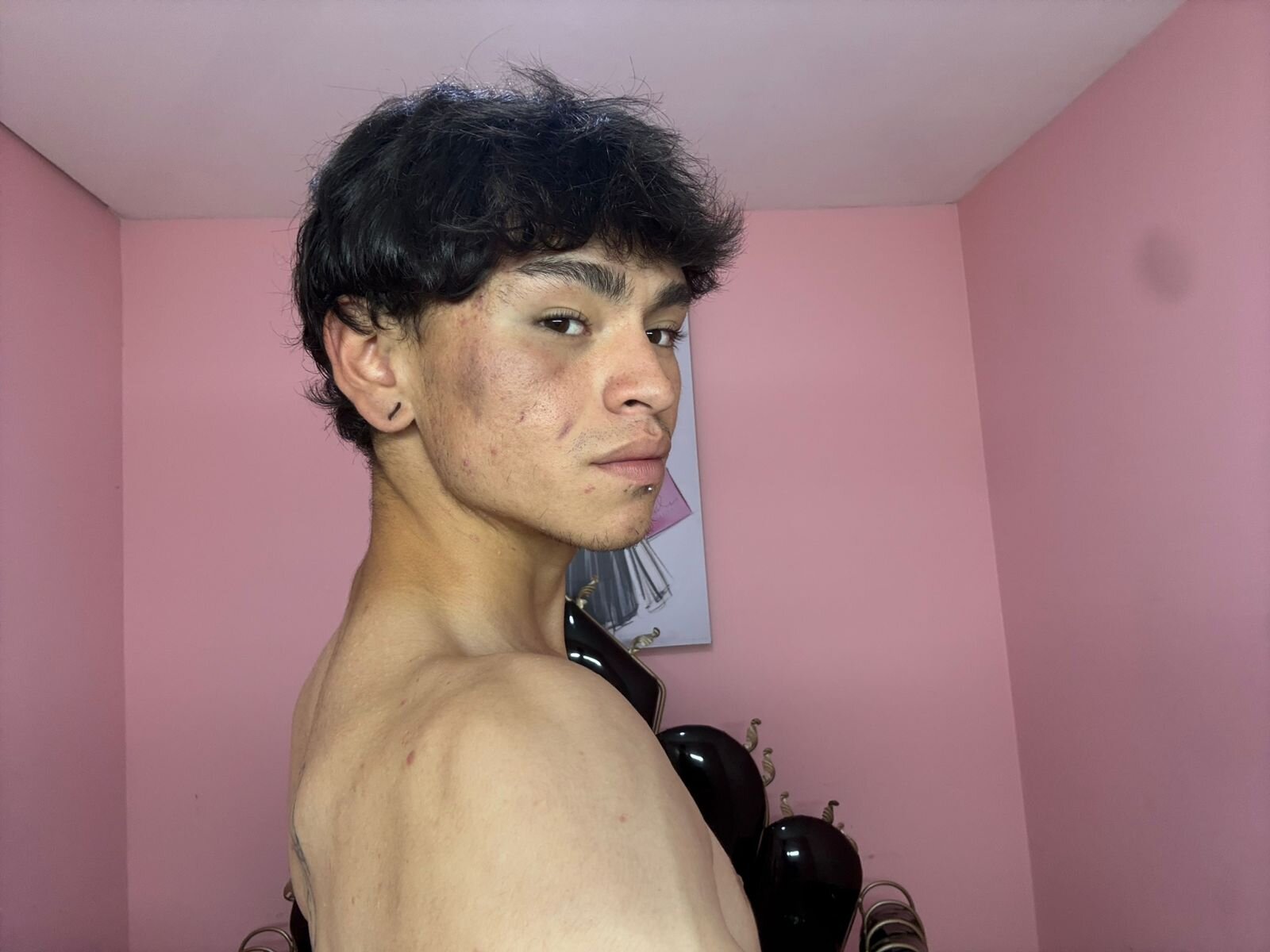 XXX Porn Photo of Nude Noah_victory 1