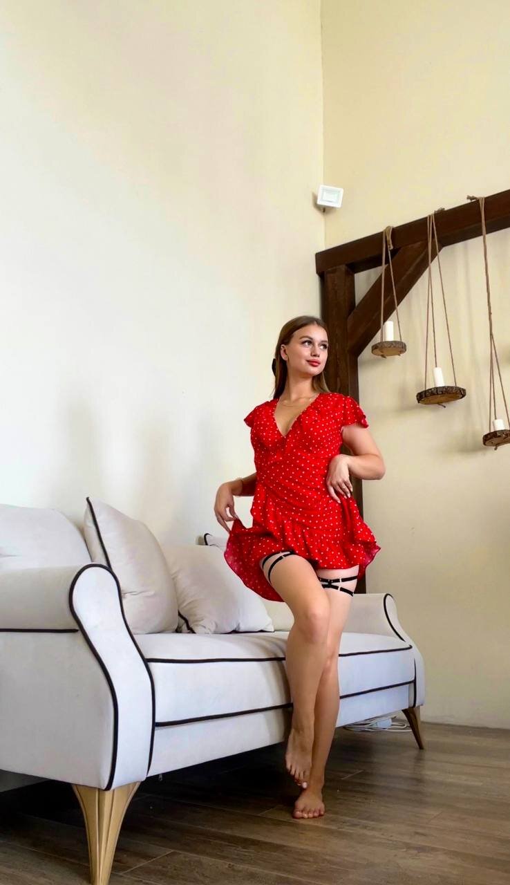 XXX Porn Photo of Nude AvelineRoe 14