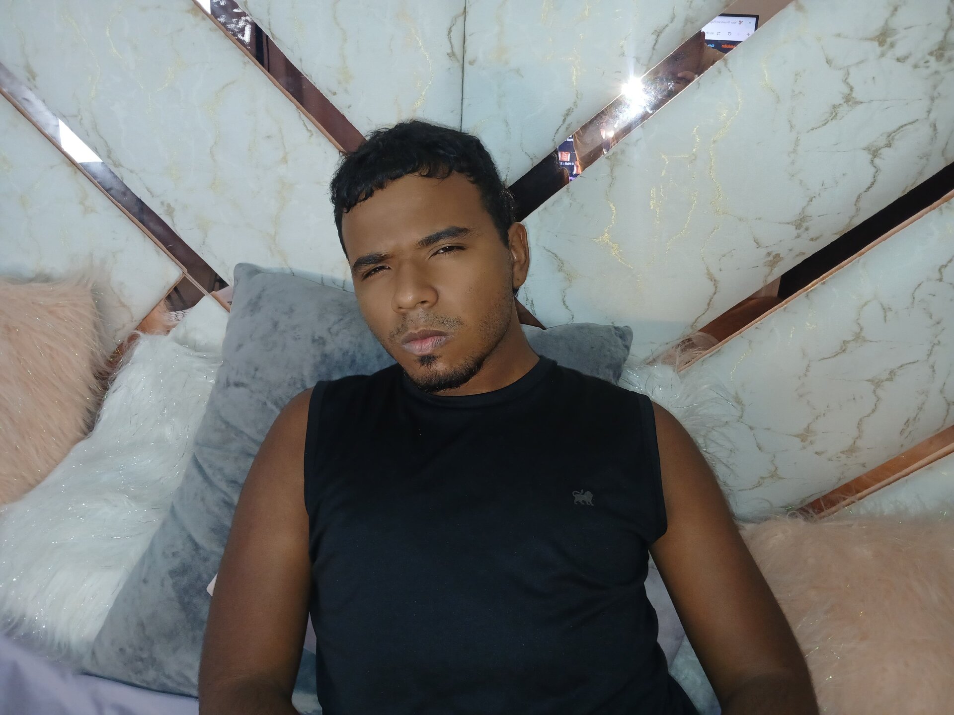 XXX Porn Photo of Nude Anthony_Milleer 18