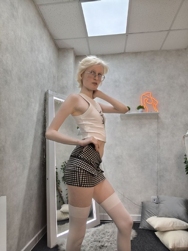 XXX Porn Photo of Nude ElizabethHarpper 19