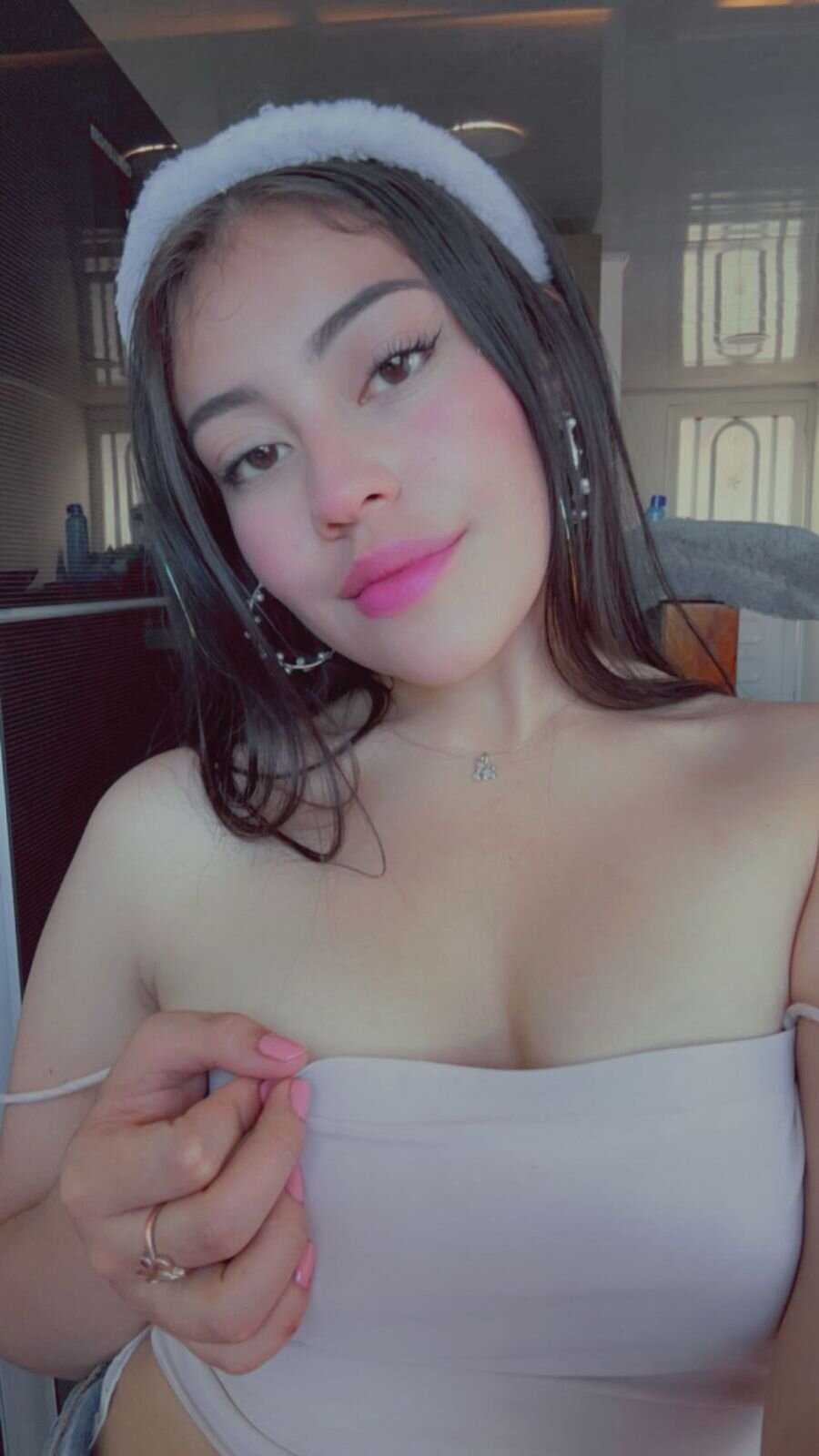 XXX Porn Photo of Nude LovelyLoren333 4