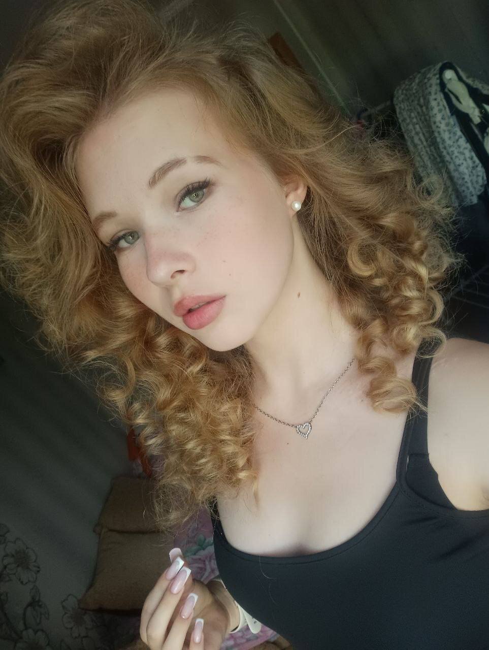 XXX Porn Photo of Nude AlinaVillaescusa 1