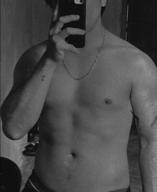 XXX Porn Photo of Nude ynyargboy 2