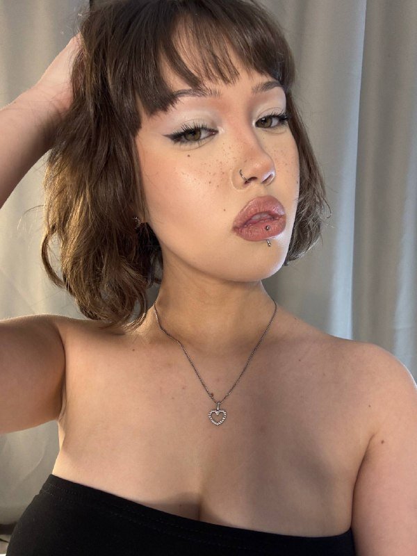 XXX Porn Photo of Nude YumikoShy 4