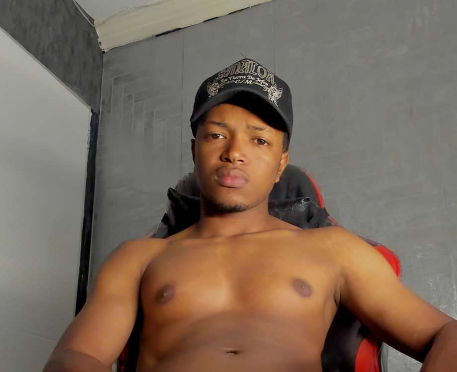 XXX Porn Photo of Nude stivenn_boy 8