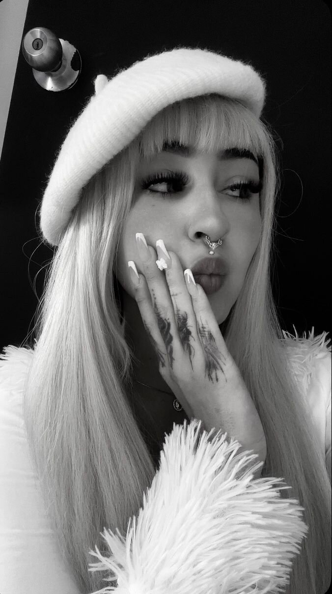 XXX Porn Photo of Nude ChloeShade 8