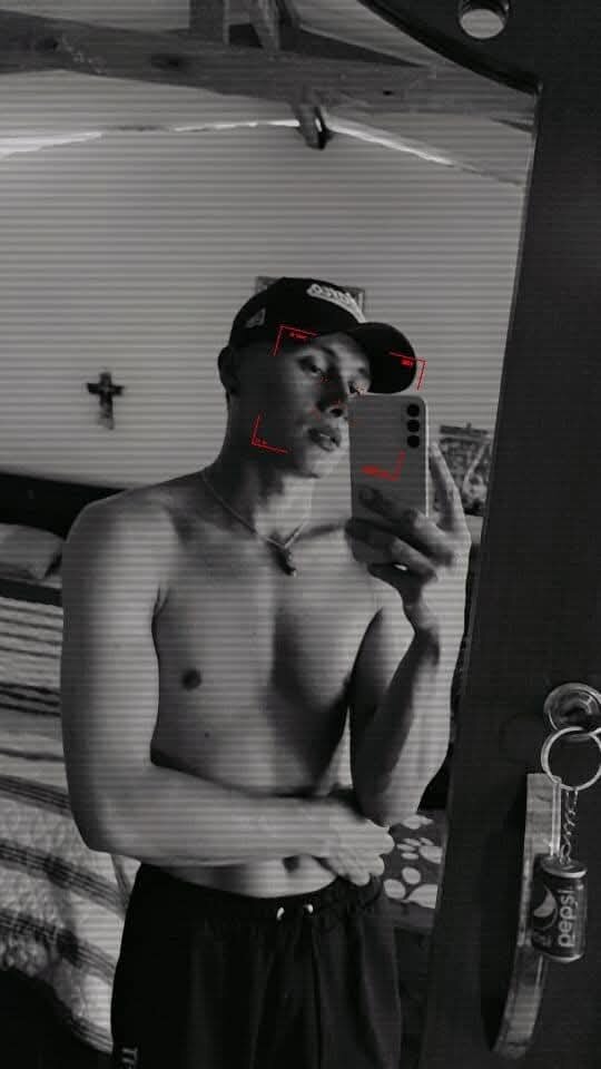 XXX Porn Photo of Nude AndresGarciax 5