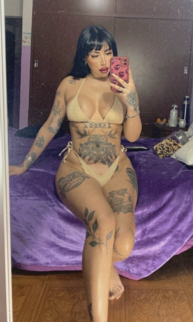 XXX Porn Photo of Nude MiaFox19- 2