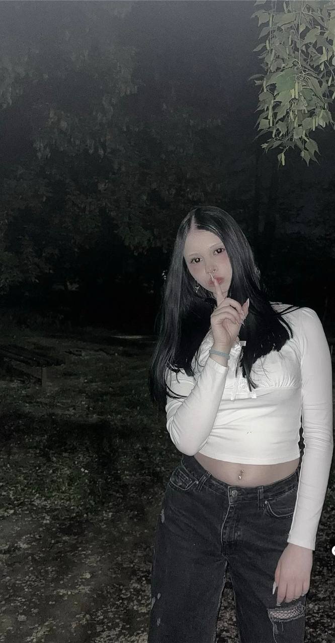 XXX Porn Photo of Nude SaraDebey 7