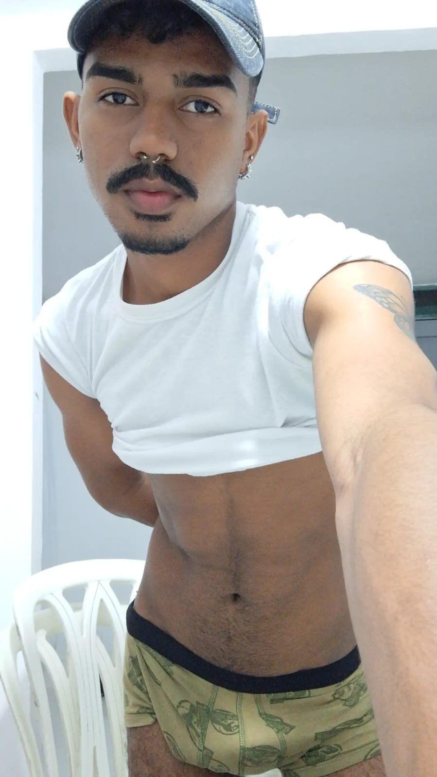 XXX Porn Photo of Nude TinyStarz 2