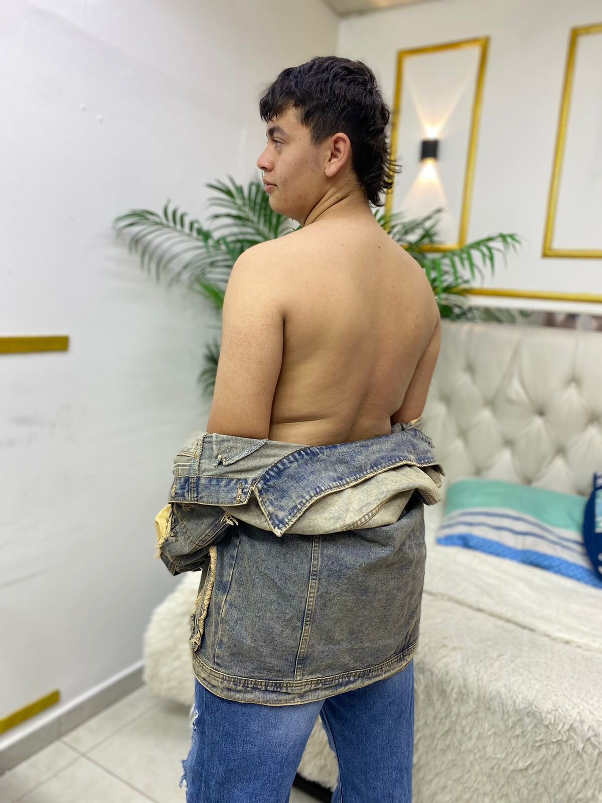 XXX Porn Photo of Nude Thiago_saenzz 1