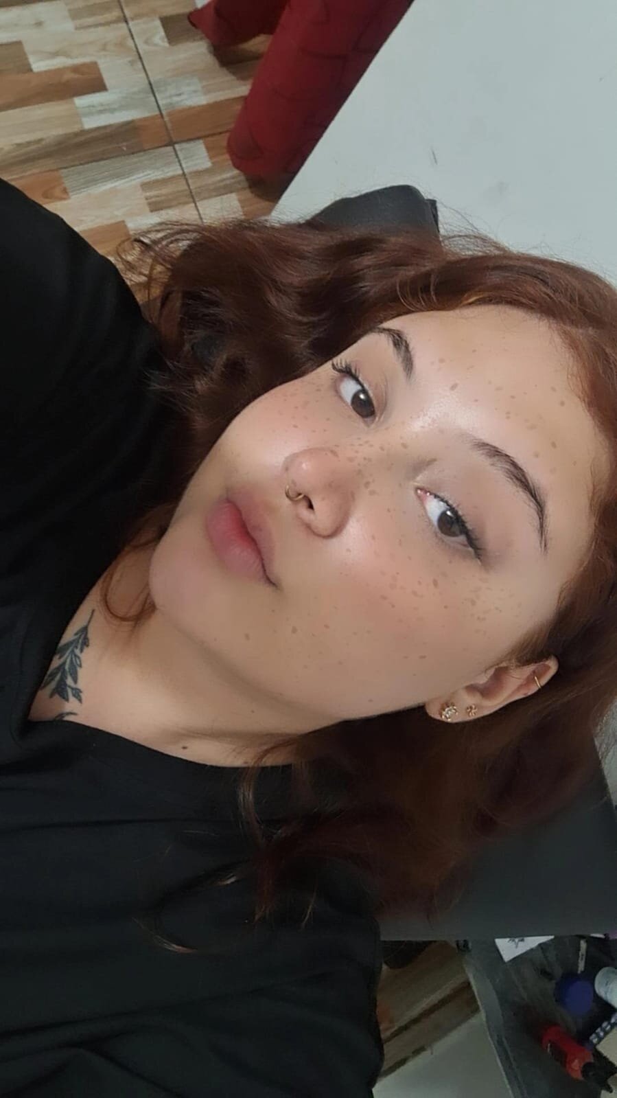 XXX Porn Photo of Nude RedVelvet_Doll 2