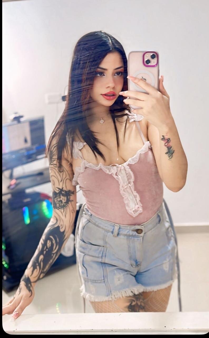 XXX Porn Photo of Nude NayLunna11 14
